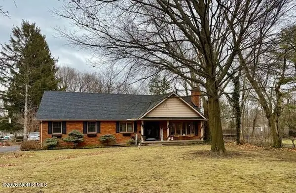 733 Findlay Street, Perrysburg, OH 43551