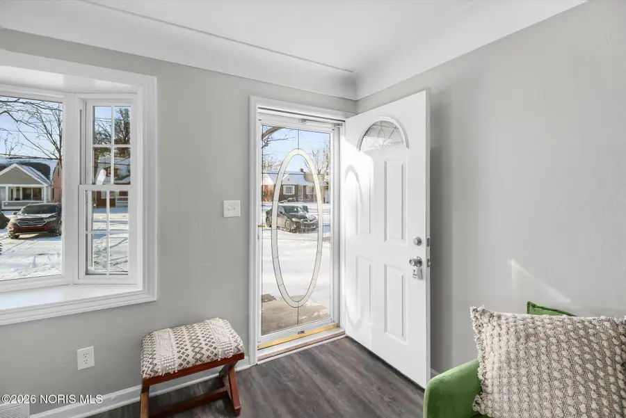 933 Fries Avenue, Toledo, OH 43609 - Image #2