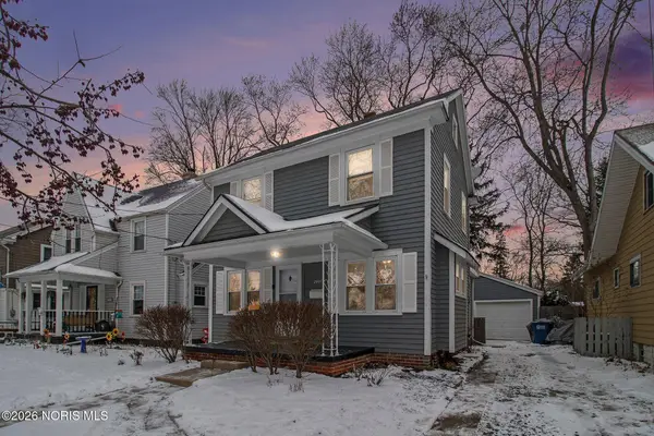 2444 Grantwood Drive, Toledo, OH 43613