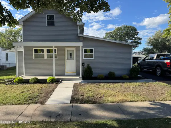 213 E Indiana Avenue, Maumee, OH 43537