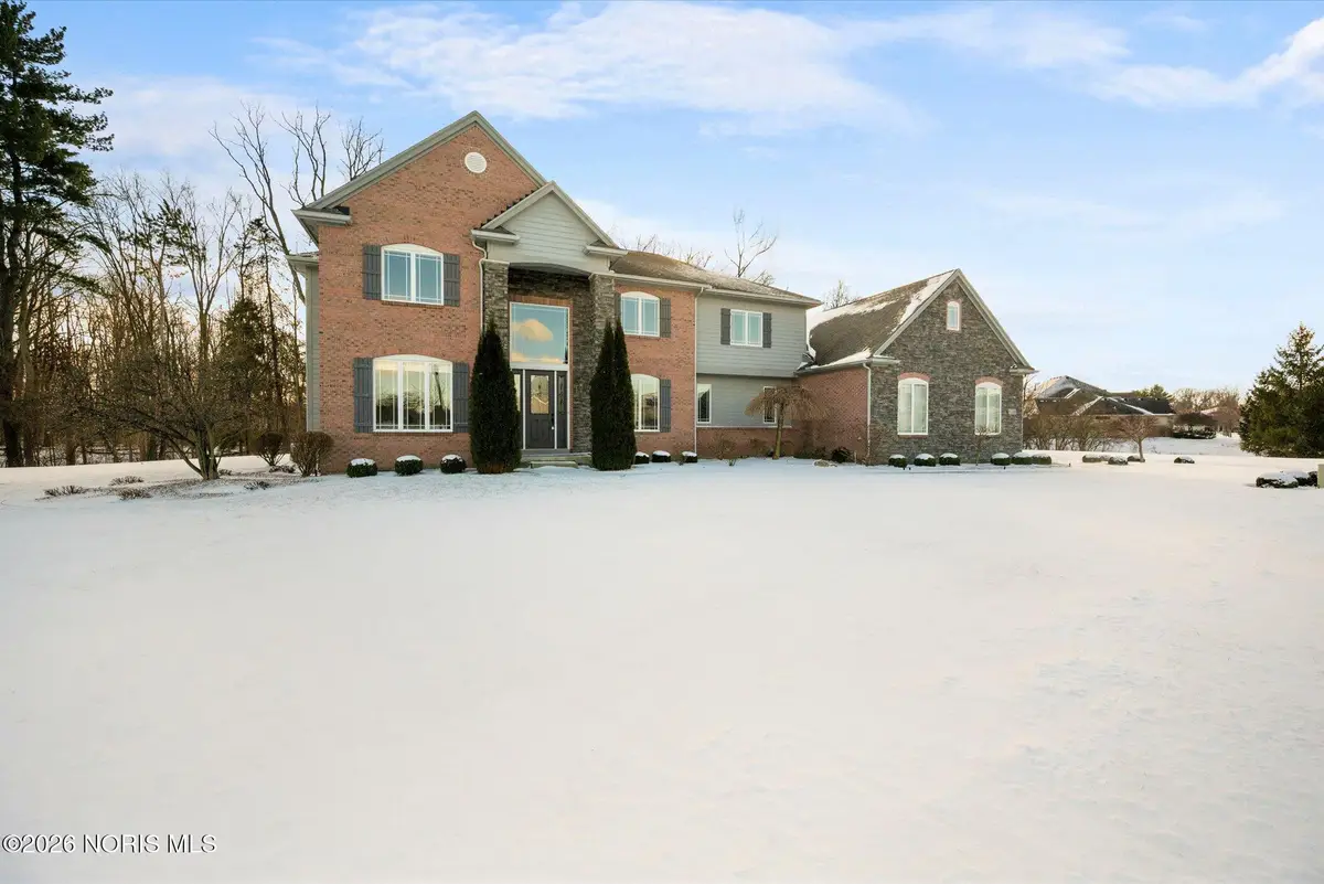 3813 Timber Valley Drive, Maumee, OH 43537 - Image #1