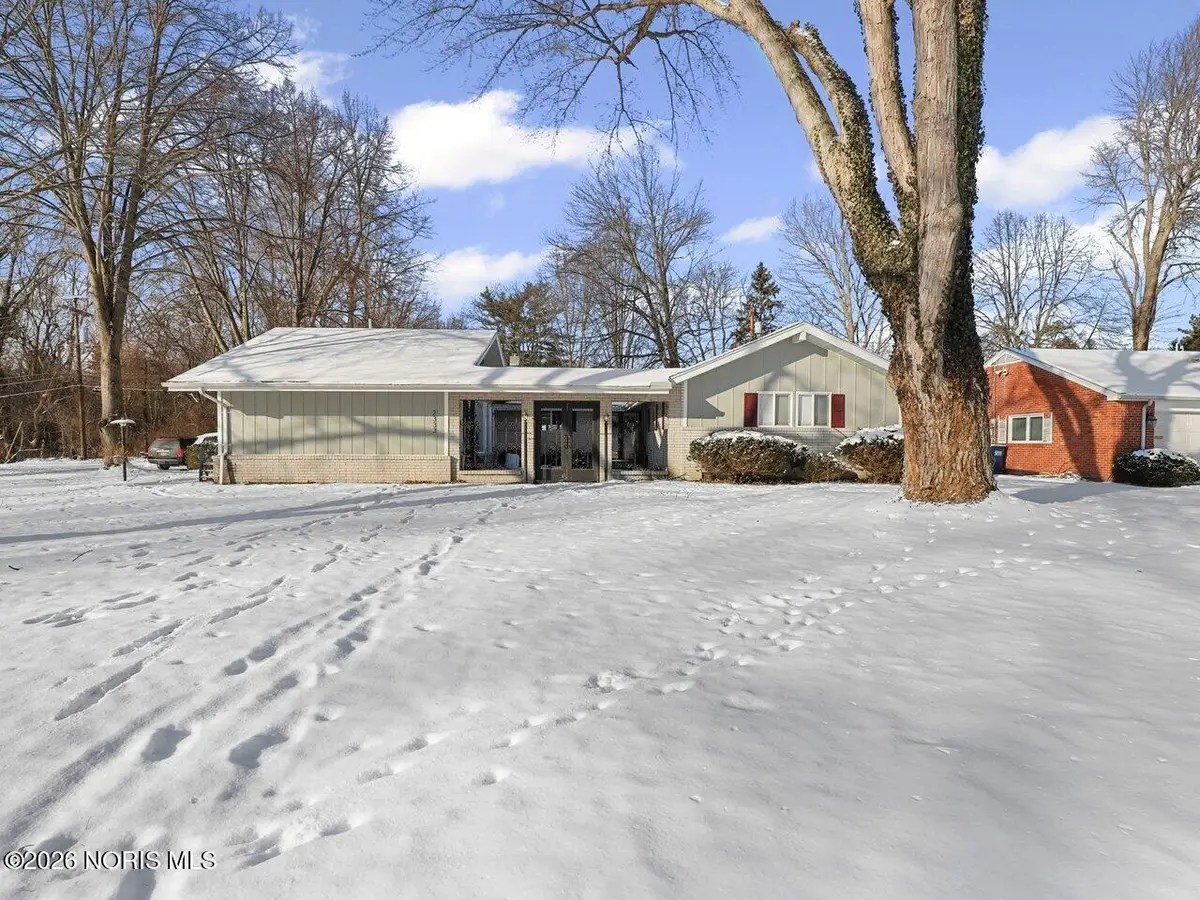 2333 Valley Brook Drive, Toledo, OH 43615 - Image #1