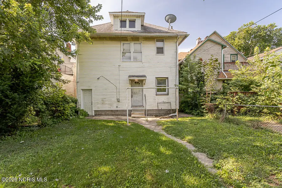 329 E Lake Street, Toledo, OH 43608 - Image #3
