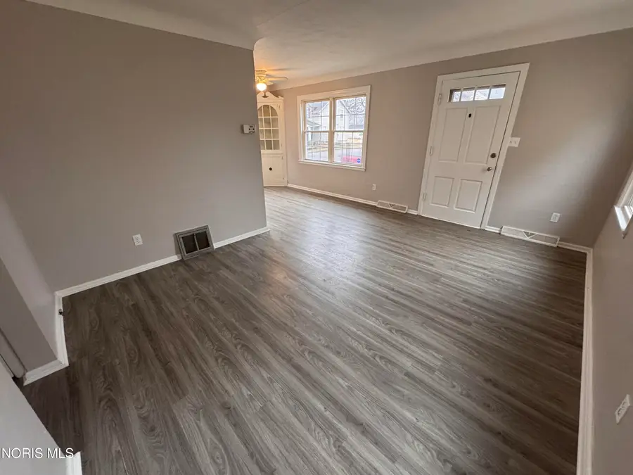 4406 Asbury Drive, Toledo, OH 43612 - #3