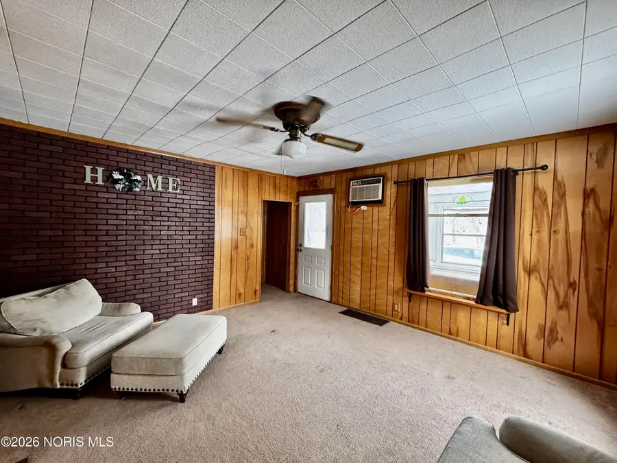 109 N Pleasant Street, Montpelier, OH 43543 - Image #2