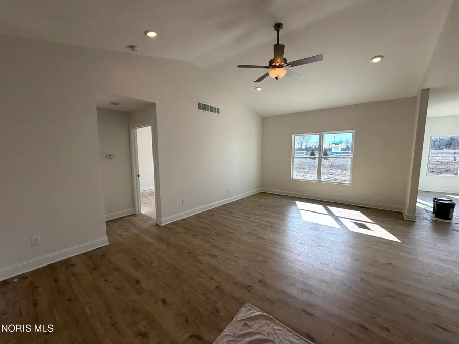 5032 Easton Drive, Oregon, OH 43616 - #2