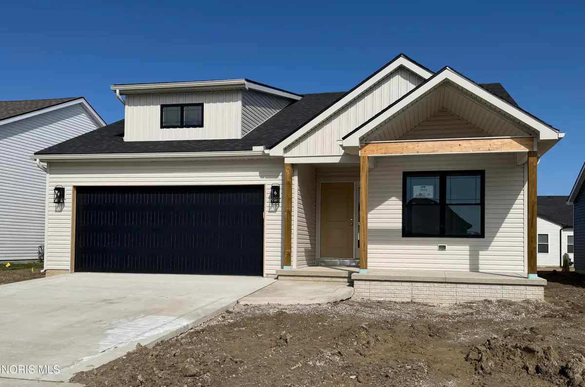 5025 Easton Drive, Oregon, OH 43616 - #1