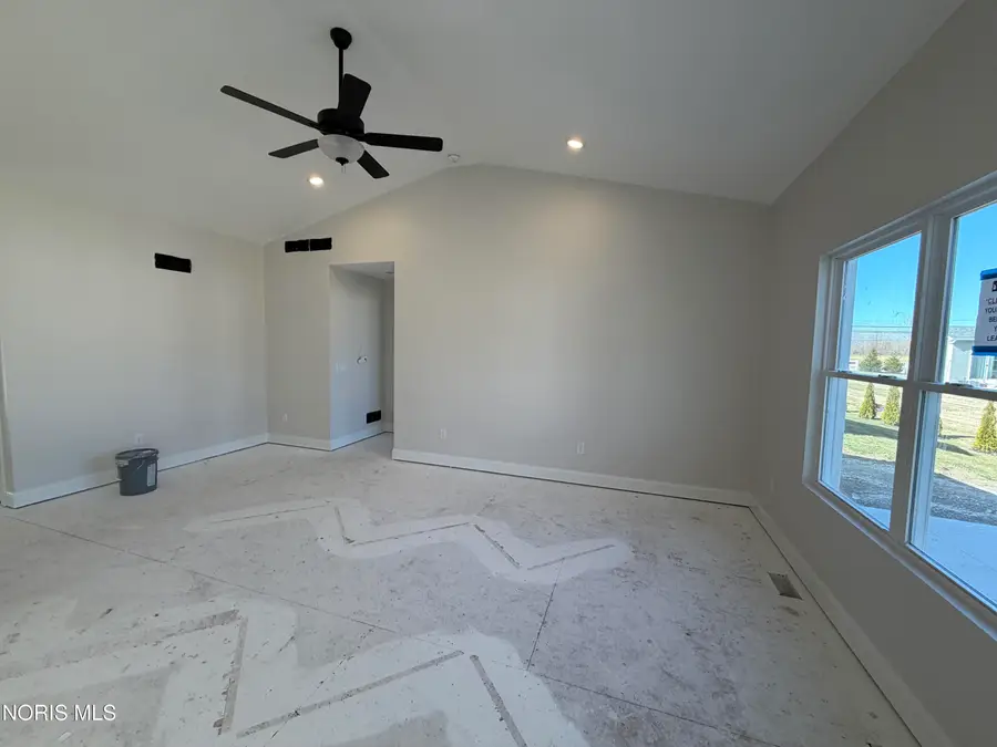 5025 Easton Drive, Oregon, OH 43616 - #3