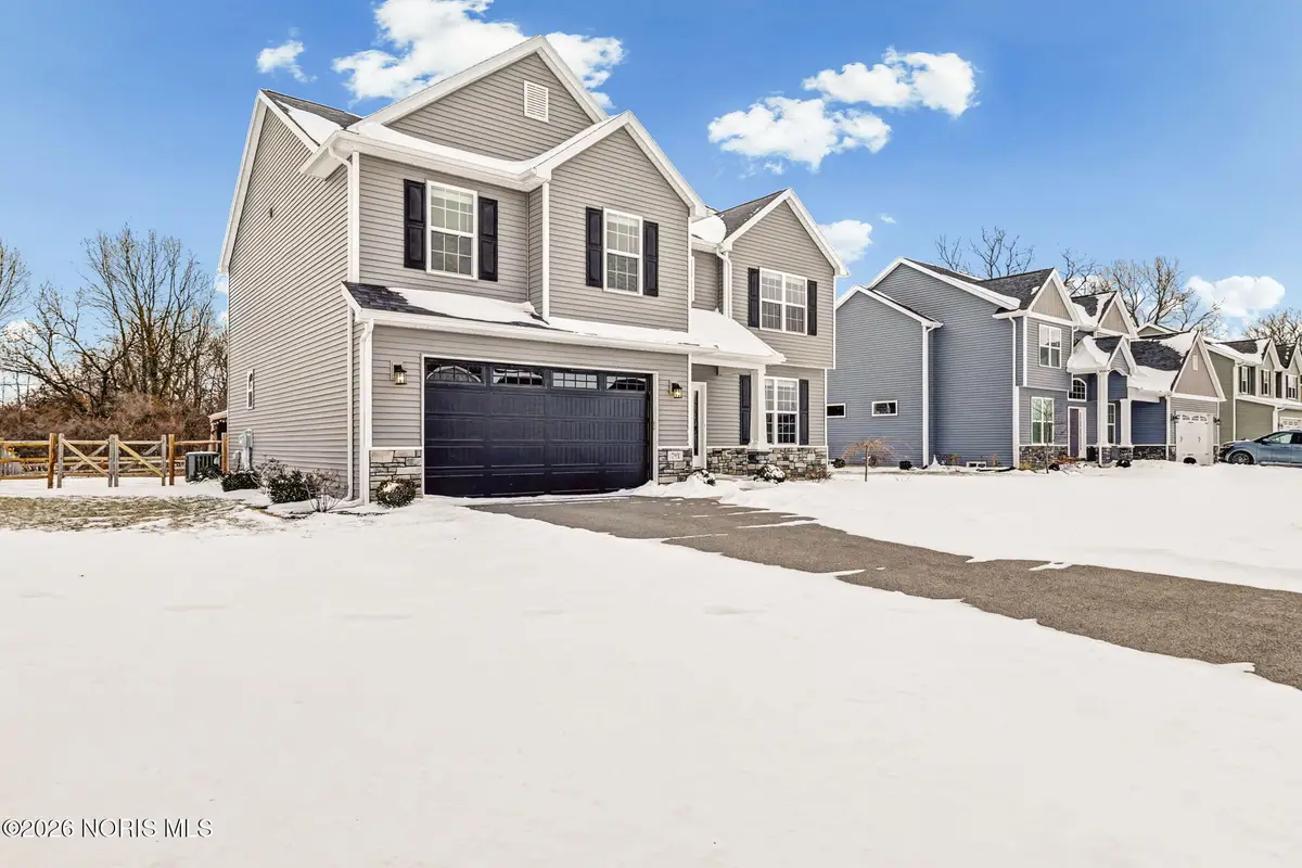 792 Wilkshire Drive, Waterville, OH 43566 - Image #1