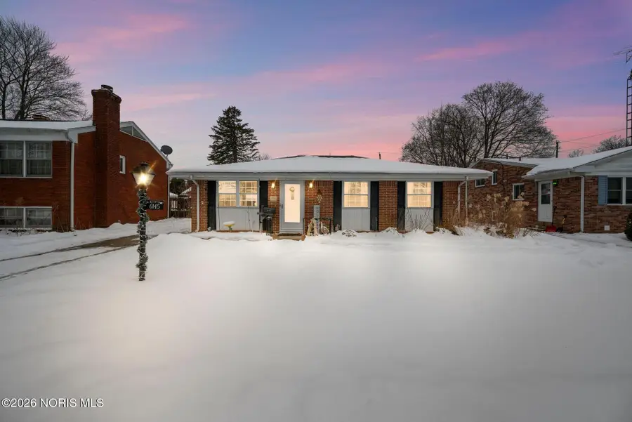 6145 Hiddenbrook Drive, Toledo, OH 43613 - #3