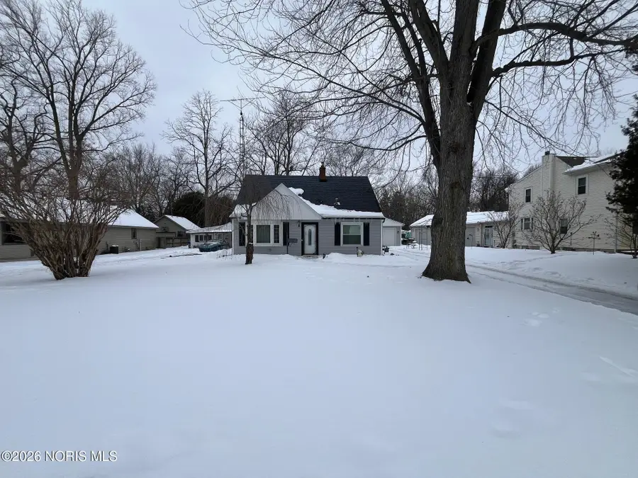 6015 Livingston Drive, Toledo, OH 43613 - #2