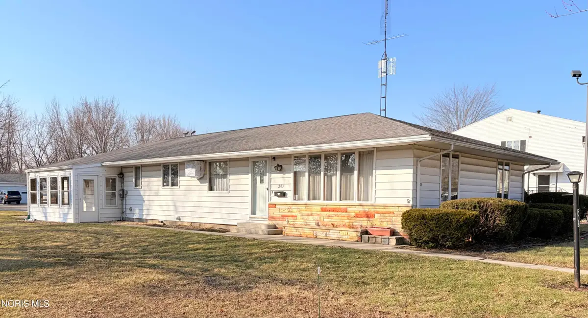 203 W Rice Street, Continental, OH 45831 - #1