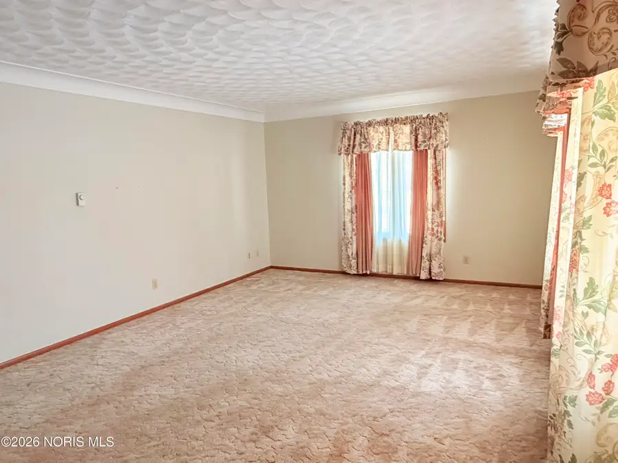 203 W Rice Street, Continental, OH 45831 - #3