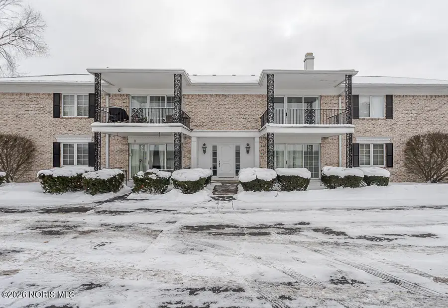 6562 Woodhall Drive, Sylvania, OH 43560 - #3