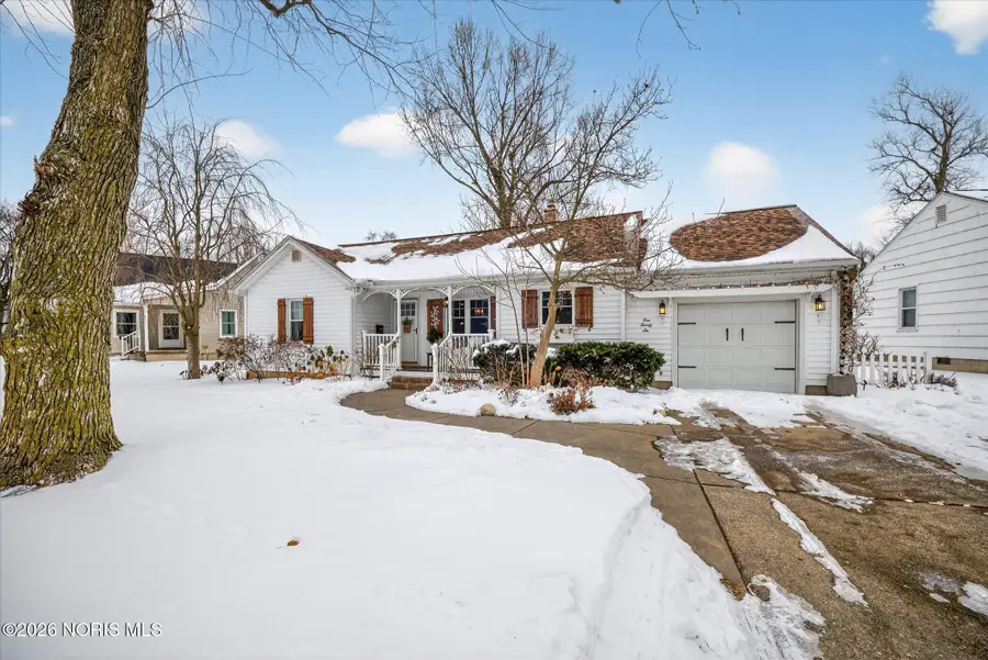 126 Edgerton Drive, Waterville, OH 43566 - Image #2