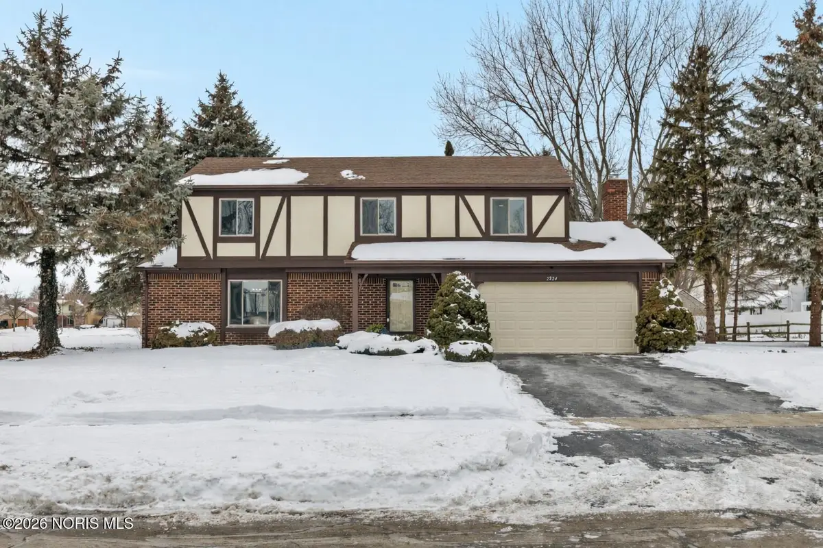 2024 Inglewood Road, Holland, OH 43528 - Image #1