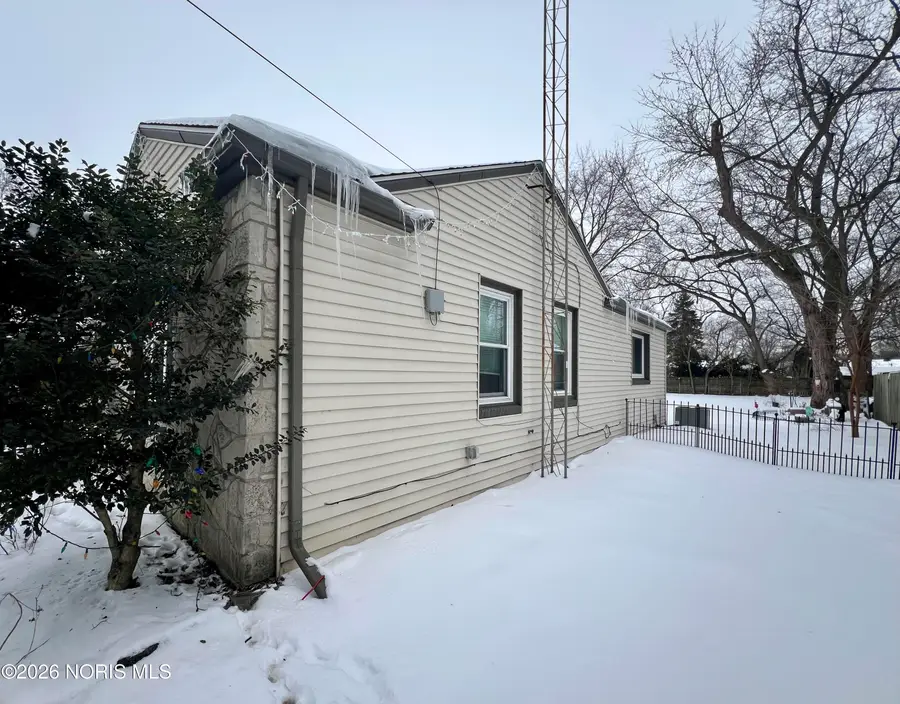 3426 Wilford Drive, Toledo, OH 43617 - #2