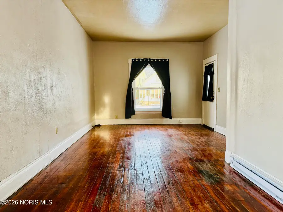 736 Thayer Street, Toledo, OH 43609 - #3