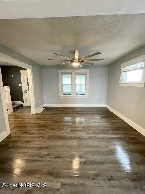 146 Esther Street, Toledo, OH 43605 - #3