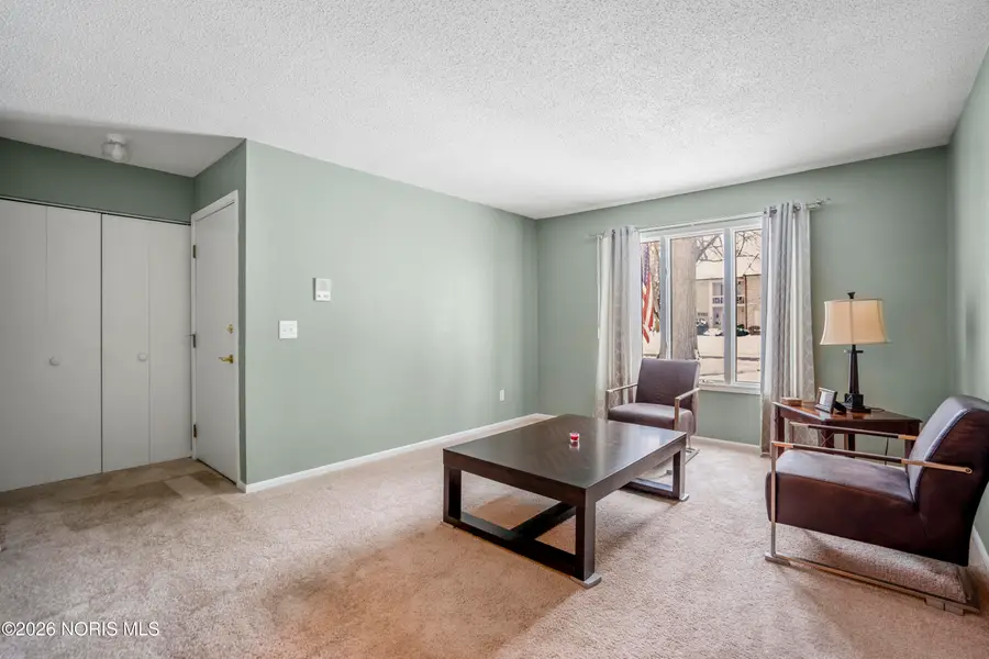 2720 Westcastle Drive, Toledo, OH 43615 - #3