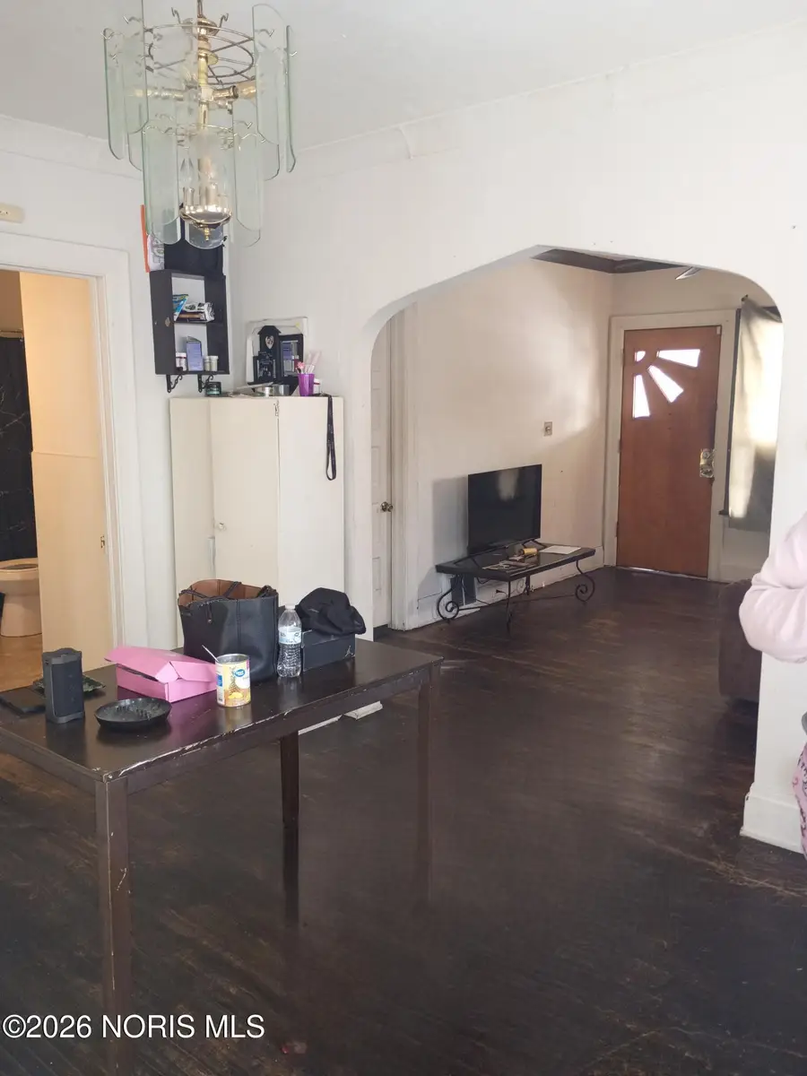 3943 Almeda Drive, Toledo, OH 43612 - #3