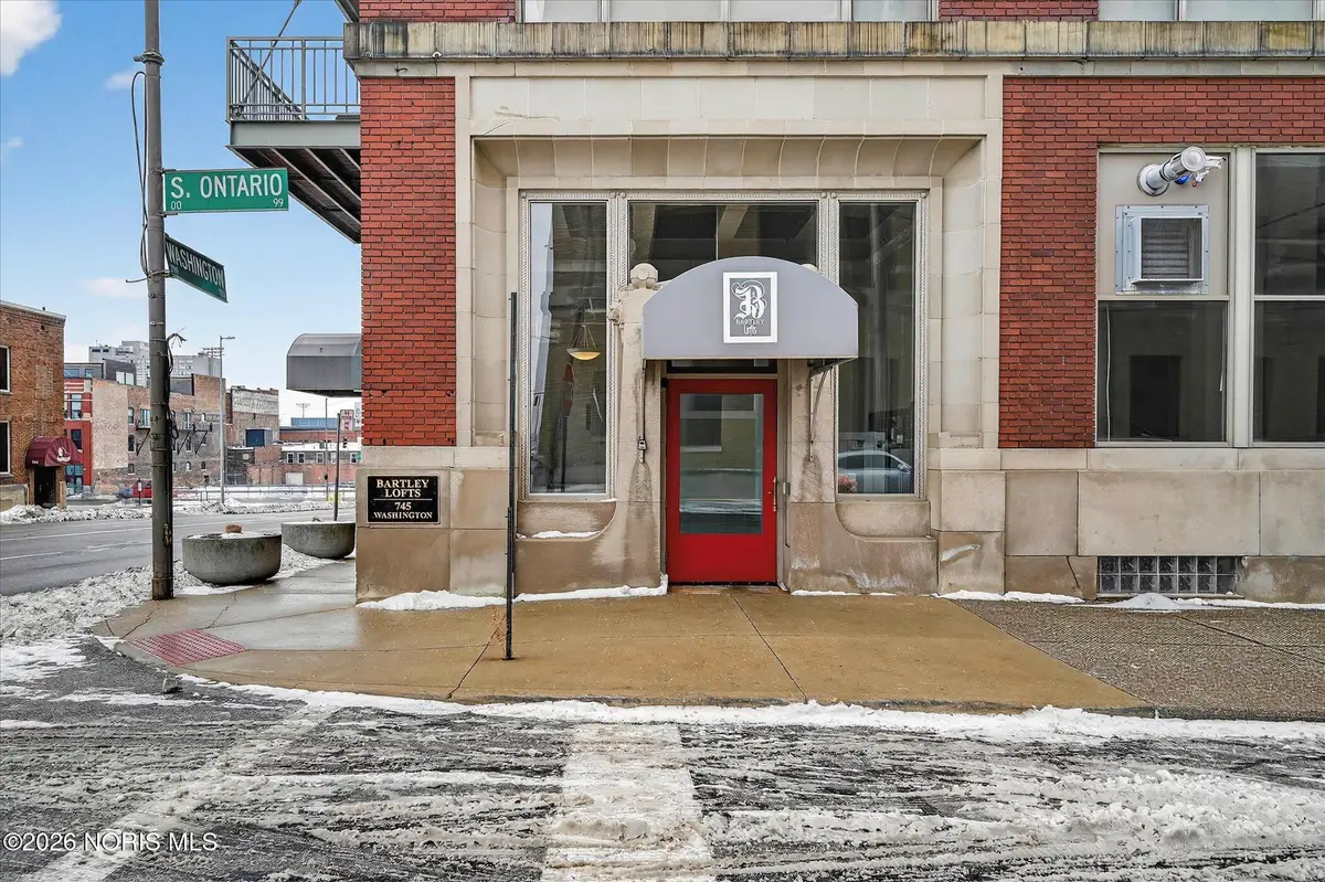 745 Washington Street, Toledo, OH 43604 - #1