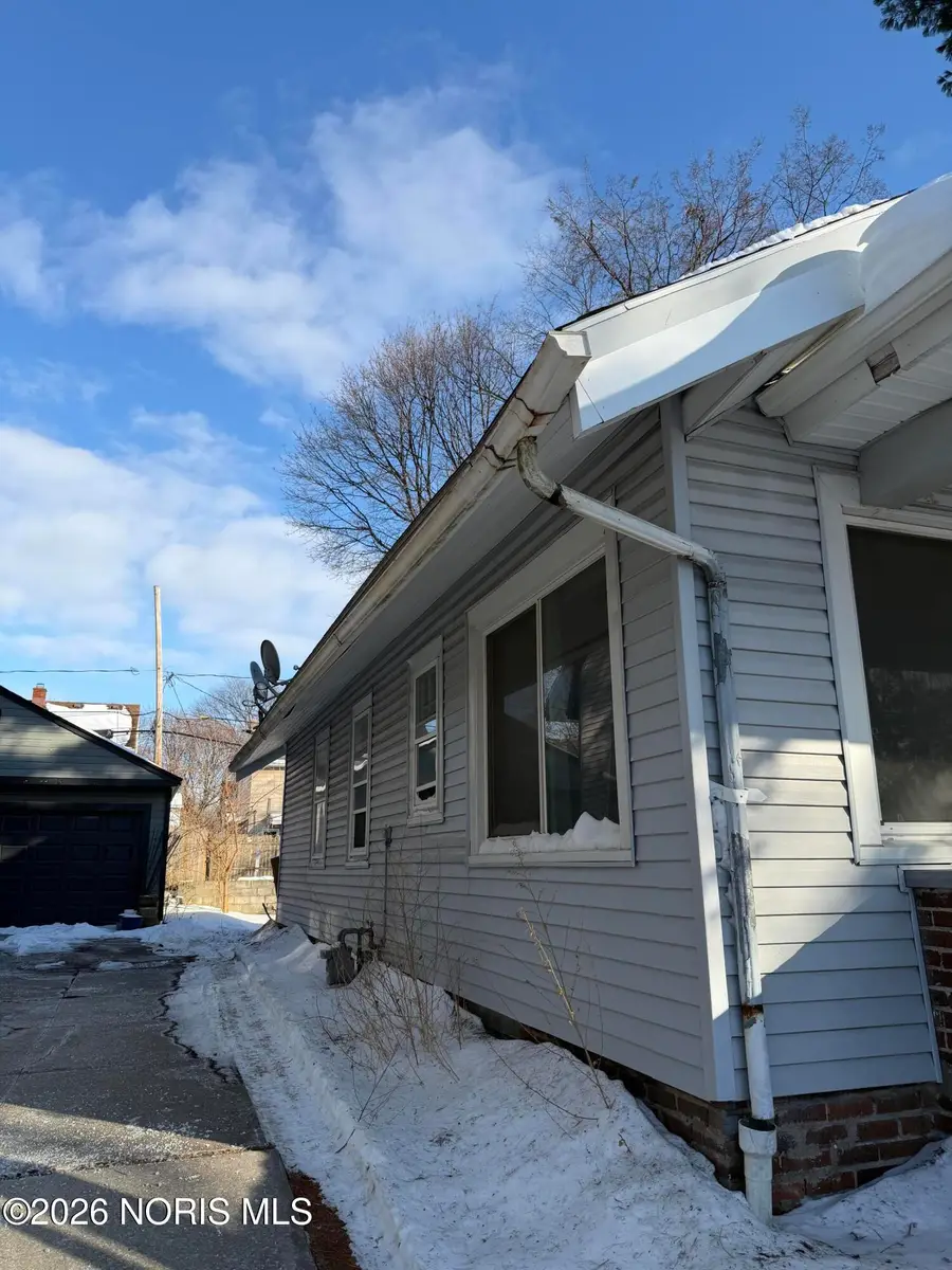 4022 Parrakeet Avenue, Toledo, OH 43612 - #2