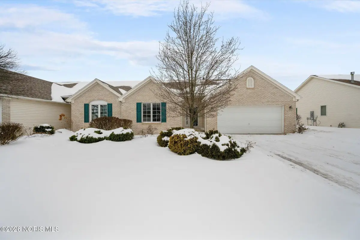 26357 W Wexford Drive, Perrysburg, OH 43551 - #1