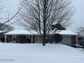 2079 Cherrylawn Drive, Toledo, OH 43614 - #2