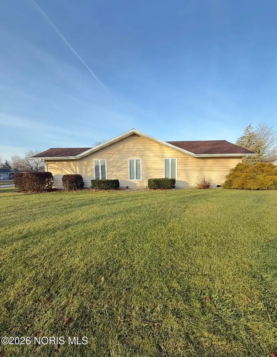 414 Rosemont Avenue, Bryan, OH 43506 - #3