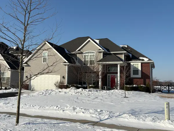 2938 Woods Edge Road, Perrysburg, OH 43551