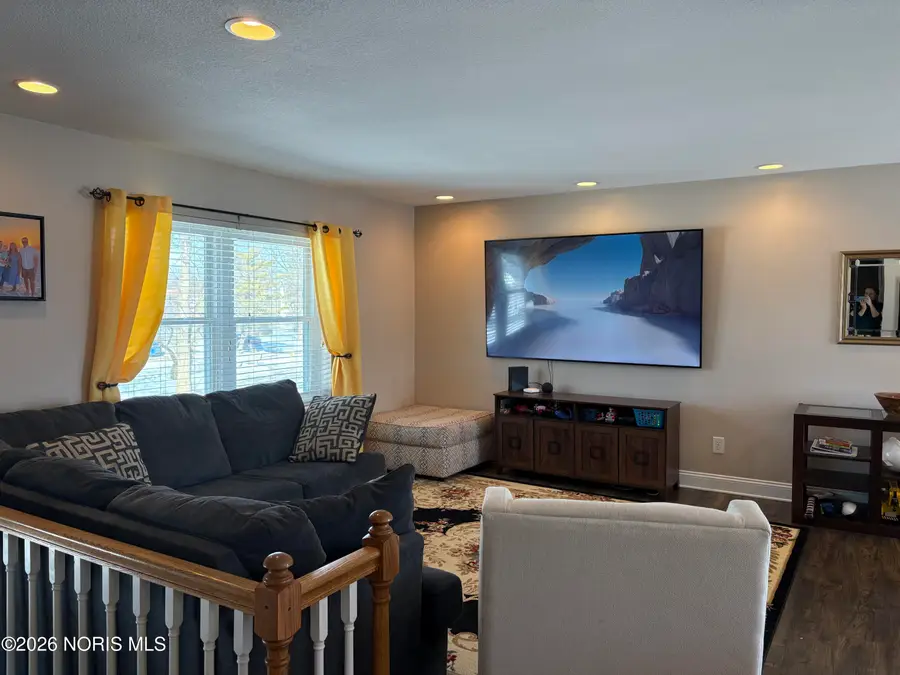 541 Mallard Road, Perrysburg, OH 43551 - #3