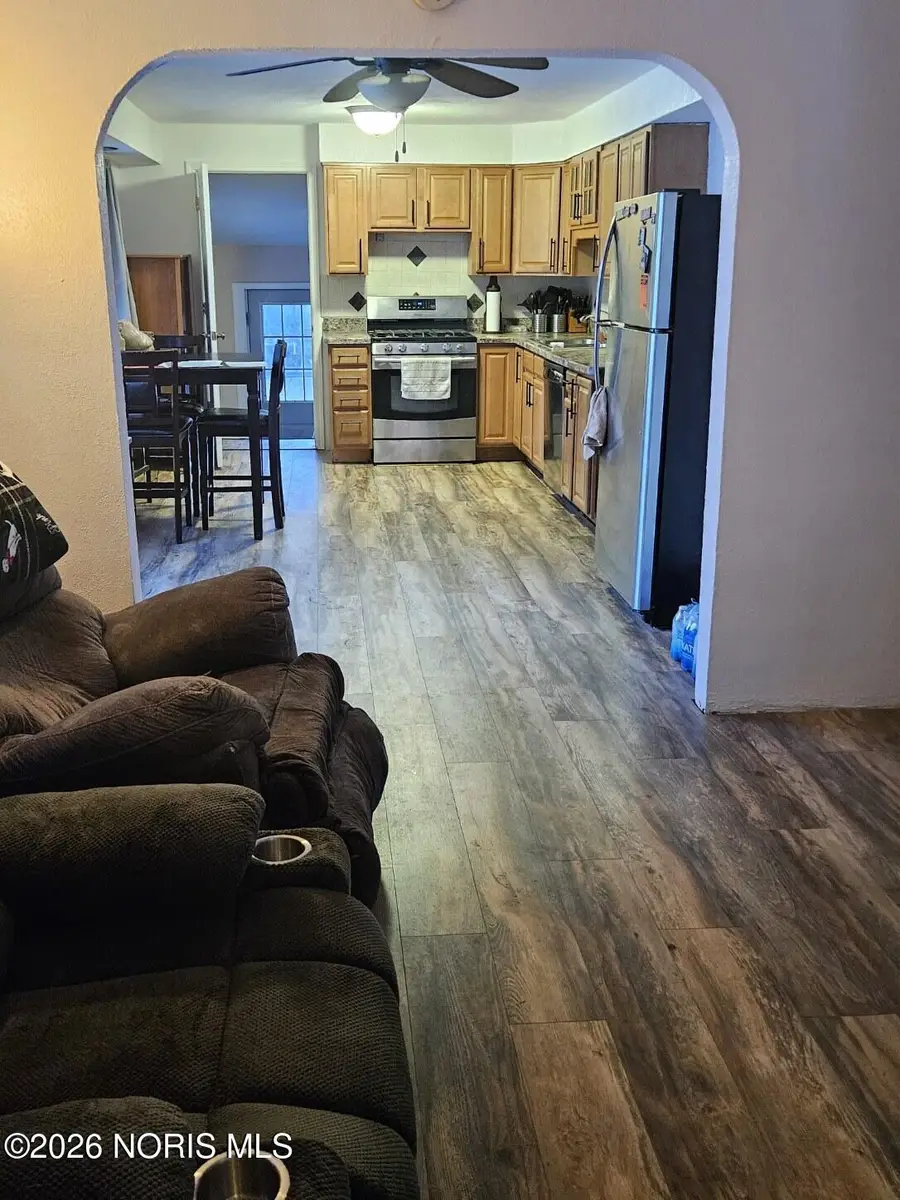 5420 Ruth Avenue, Toledo, OH 43613 - #3