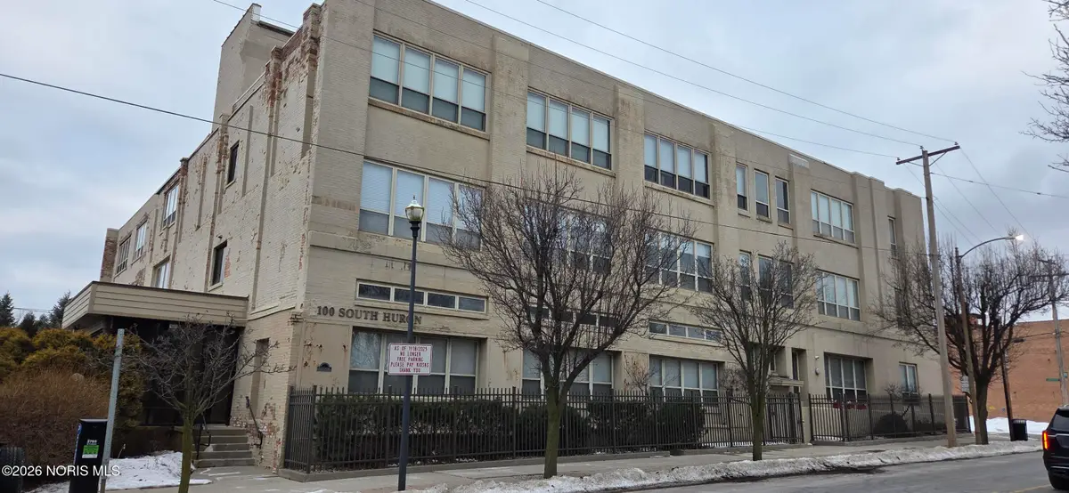 100 S Huron Street, Toledo, OH 43604 - #1