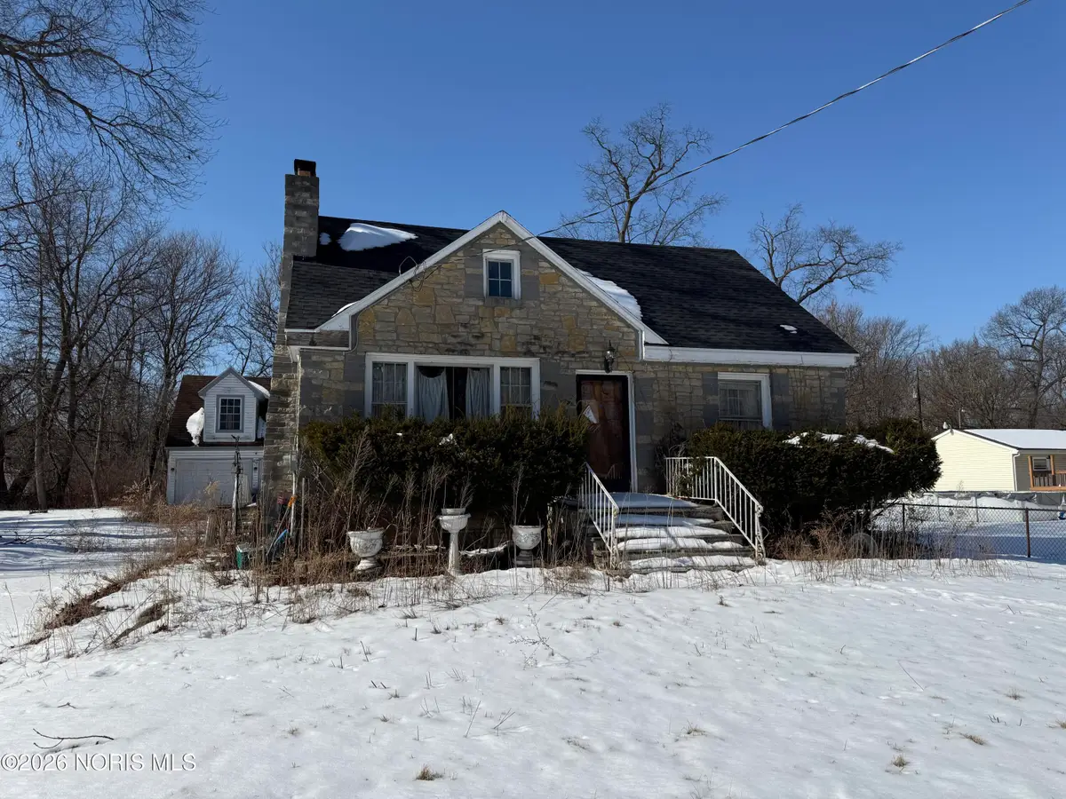 47 Medbury Street, Holland, OH 43528 - #1