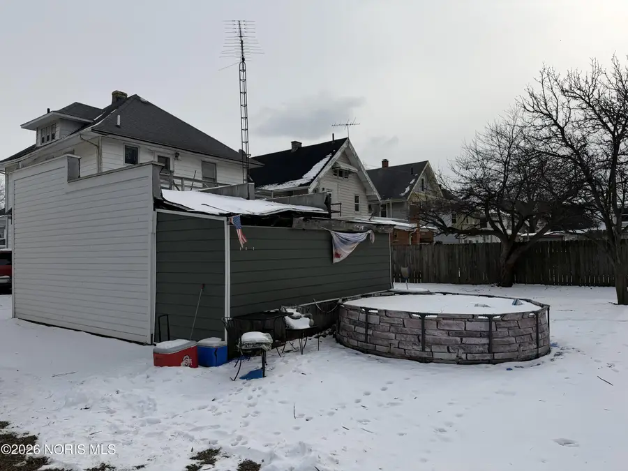 3933 Lockwood Avenue, Toledo, OH 43612 - #3