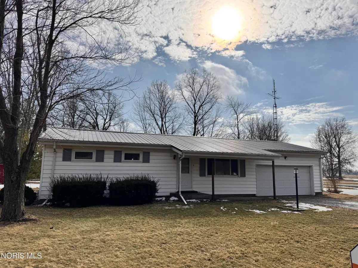 23960 First St, Cloverdale, OH 45827 - #1