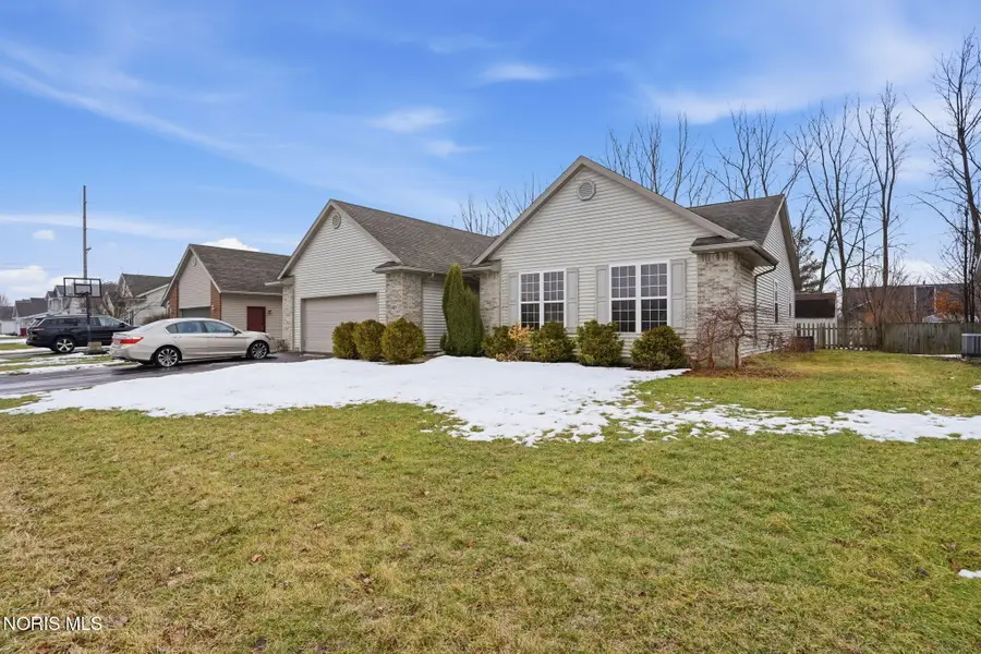 1421 Autumn Drive, Findlay, OH 45840 - #3