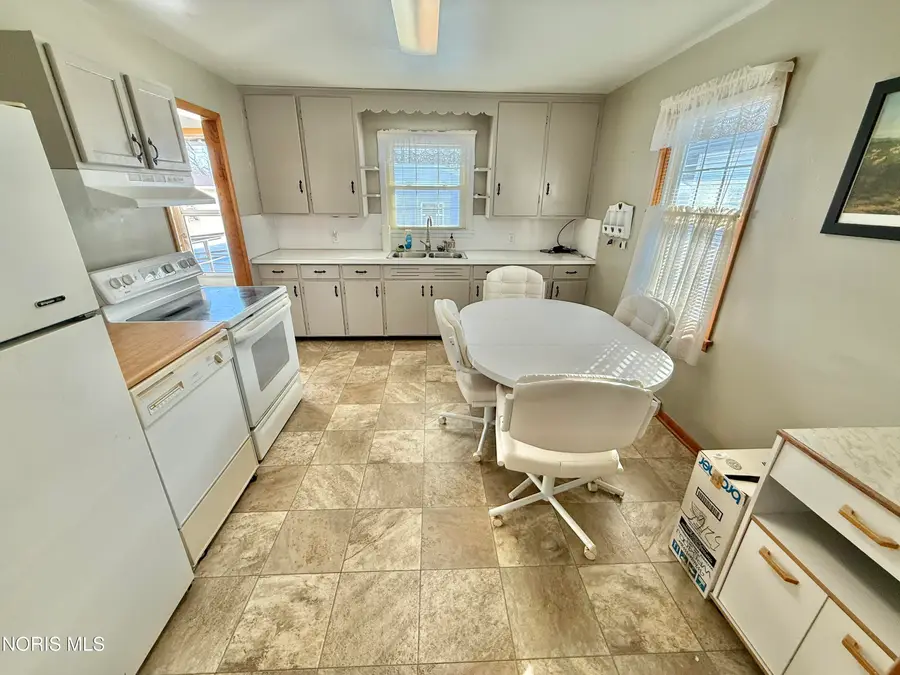 1309 Superior Street, Genoa, OH 43430 - #2