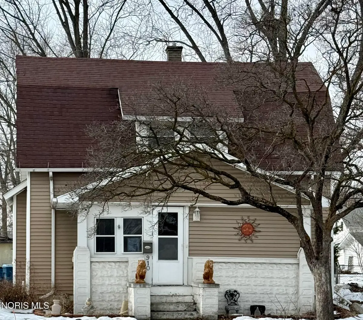 910 S Main Street, Bryan, OH 43506 - #1