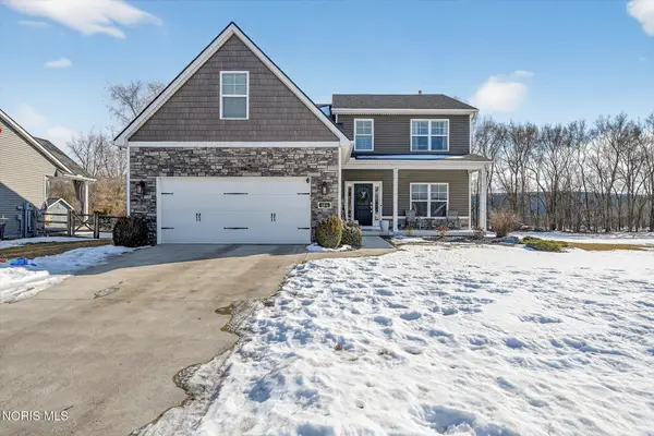 164 Hidden Village Lane, Holland, OH 43528