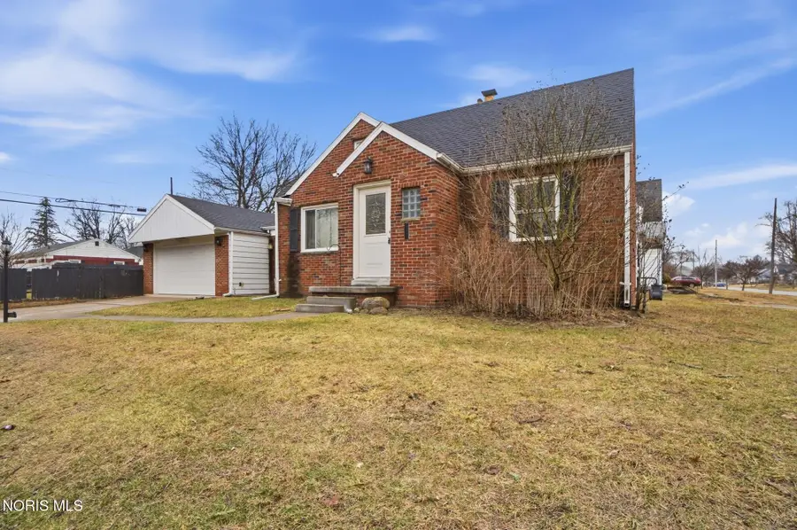 4726 Bowen Road, Toledo, OH 43613 - #2