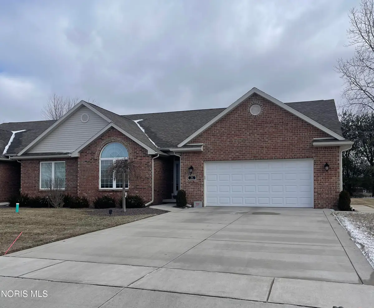 16 Crabtree Court, Swanton, OH 43558 - #1