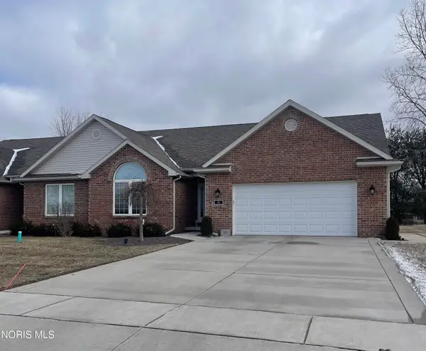16 Crabtree Court, Swanton, OH 43558