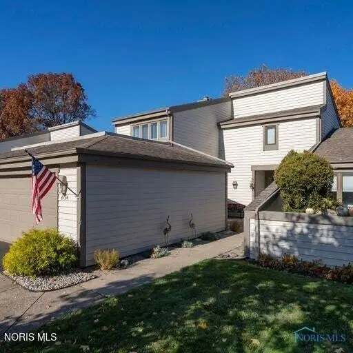 6734 Embassy Court, Maumee, OH 43537 - #2