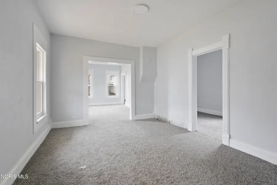 128 E Plumer Street, Toledo, OH 43605 - #3