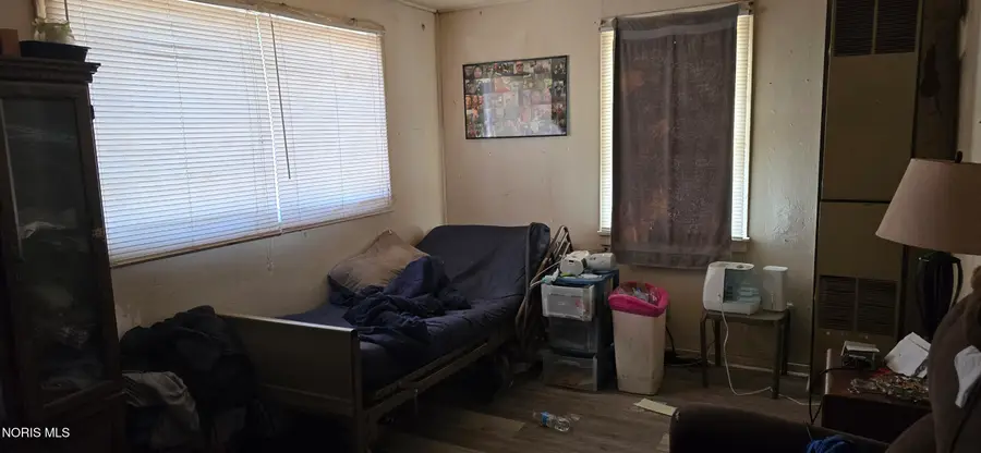 1398 Milwaukee Avenue, Defiance, OH 43512 - #3