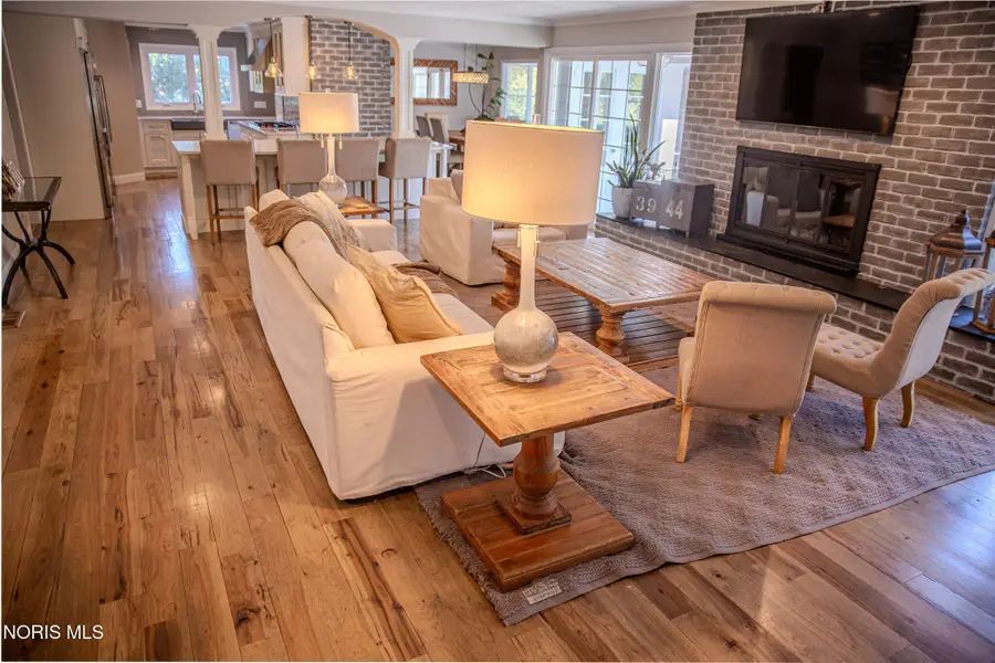 2148 Emkay Drive, Ottawa Hills, OH 43606 - #3