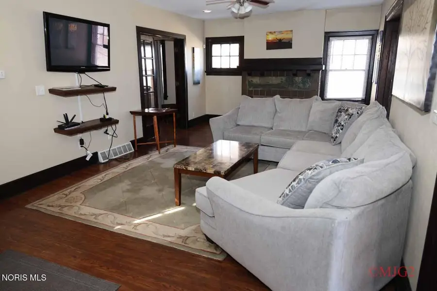 3003 Collingwood Boulevard, Toledo, OH 43610 - #3