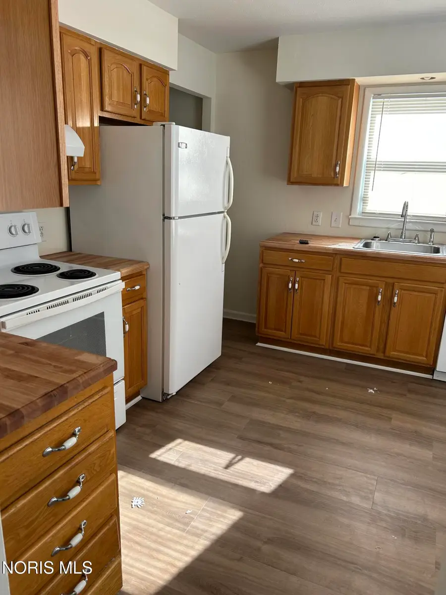 1014 Mackow Drive, Toledo, OH 43607 - #2